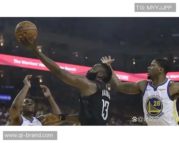 勇士与火箭激战第四节精彩回顾全场录像分析与精彩瞬间重温