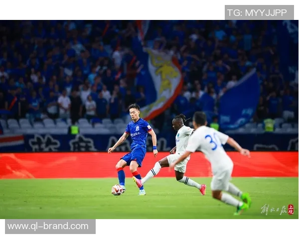 拉奴西亚主场迎战华伦西亚梅斯塔拉双方争夺关键三分的激烈对决